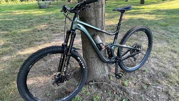 Industry Nine Enduro S Hydra Wheelset [Rider Review] | Worldwide