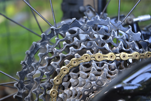 KMC X11SL 11-Speed Ti Nitride Gold Chain: Rider Review | Worldwide