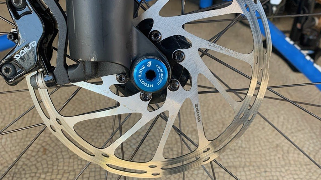 美品半額！ドロッパーセットWolf Tooth bluelug surly Wolf_Tooth_Fork_Thru_Axle_Ride