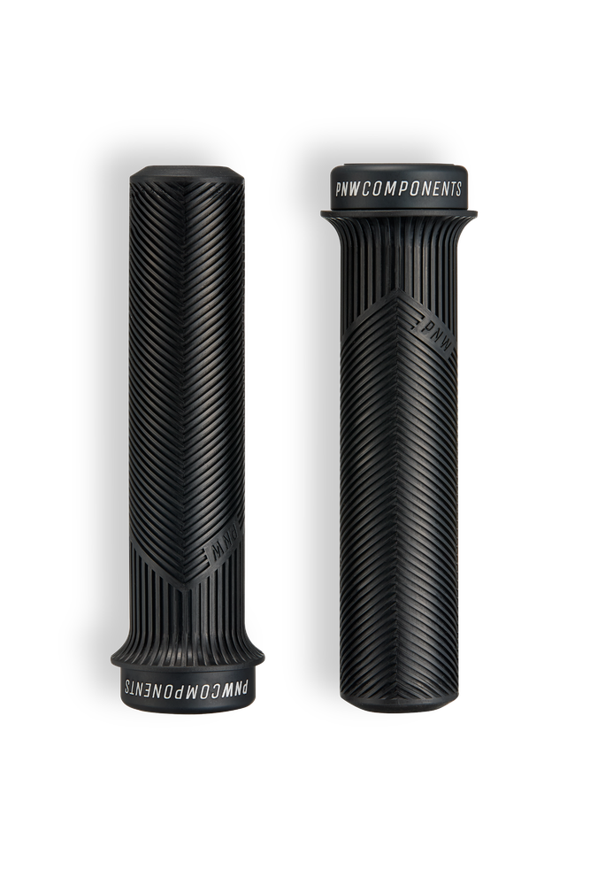 PNW Components Range Grip Blackout Black Regular MPN: GR-RNG-GRP-BLK-RG UPC: 810035879287 Grip Range Grips