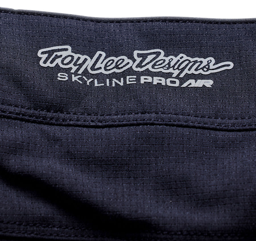Troy Lee Designs Skyline Pro Air Short X BN3TH Liner   Mono Carbon, 34 MPN: 214027006 UPC: 887202540608 Short/Bib Short Skyline Pro Shorts X BN3TH Liner