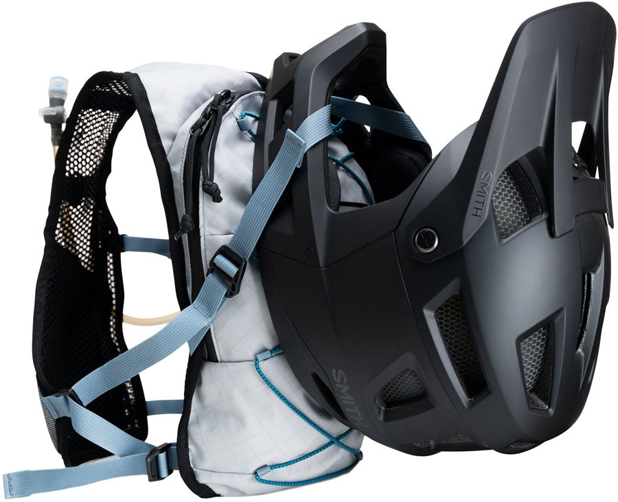 High Above The Supernatural Hydration Pack - Glacier Gray - Hydration Packs - Supernatural Hydration Pack