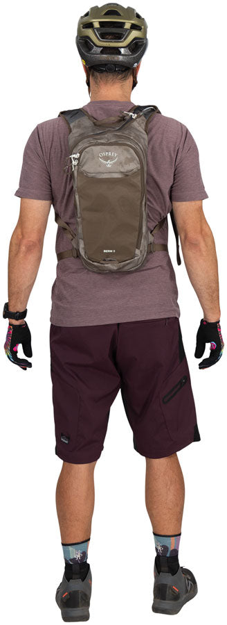 Osprey Berm 8 Hydration Pack - Pediment Gray Dust - Hydration Packs - Berm Hydration Pack