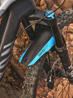 Mucky Nutz Face Fender - Blue - Clip-On Fender - Face Fender