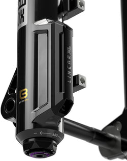 RockShox Lyrik Ultimate Flight Attendant Charger 3.2 Suspension Fork - 29", 160mm, 15x110mm, 44mm Offset, Linear XL, MPN: 00.4021.272.000 UPC: 710845926549 Suspension Fork Lyrik Ultimate Flight Attendant Charger 3.2 Suspension Fork