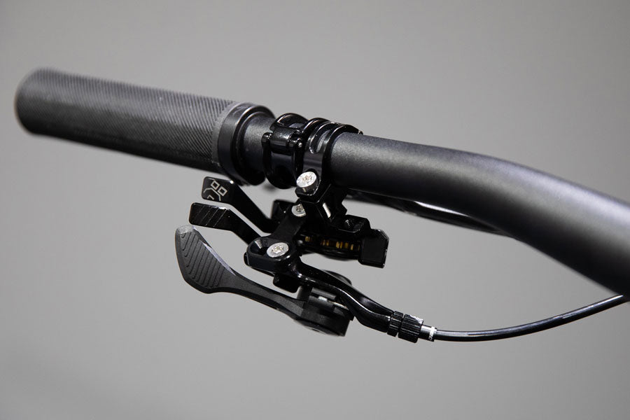 Ohlins Suspension Fork and Rear Shock Remote Lever - For RXC34 Forks and TXC Shocks, 3-position, Matchmaker Compatible, MPN: 19990-02 UPC: 840153638268 Remotes & Parts Suspension Fork / Rear Shock Remote Lever