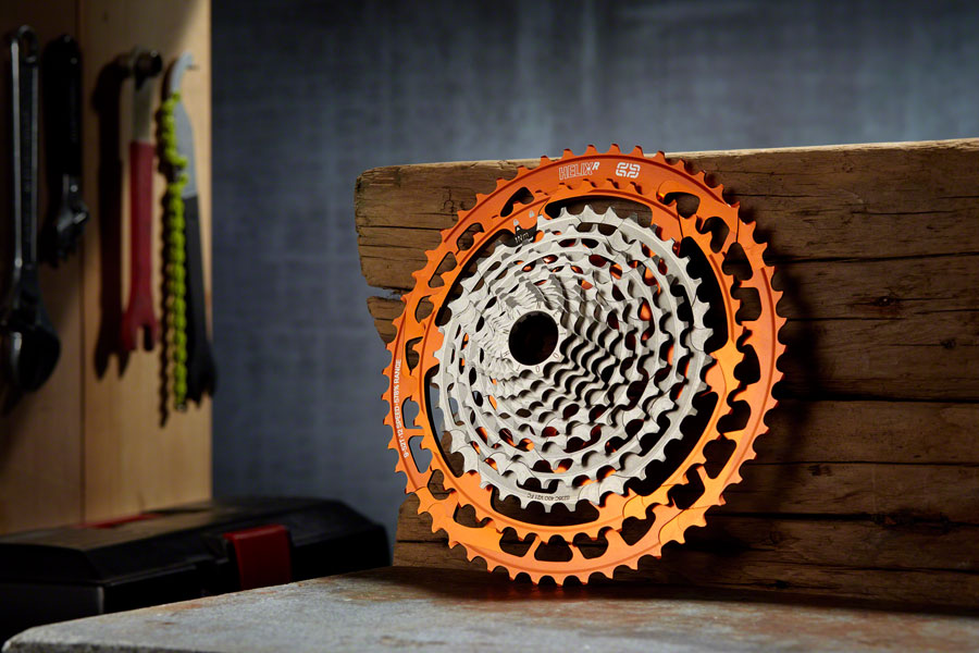e*thirteen Helix Race Cassette 12-Speed, 9-52t, Naranja