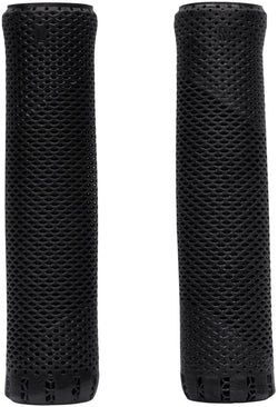 ENVE Composites Fractal Lock-On Trail Grips - 34.5mm, Black MPN: 000-1001-216 UPC: 810165972285 Grip Fractal Lock-On Trail Grips