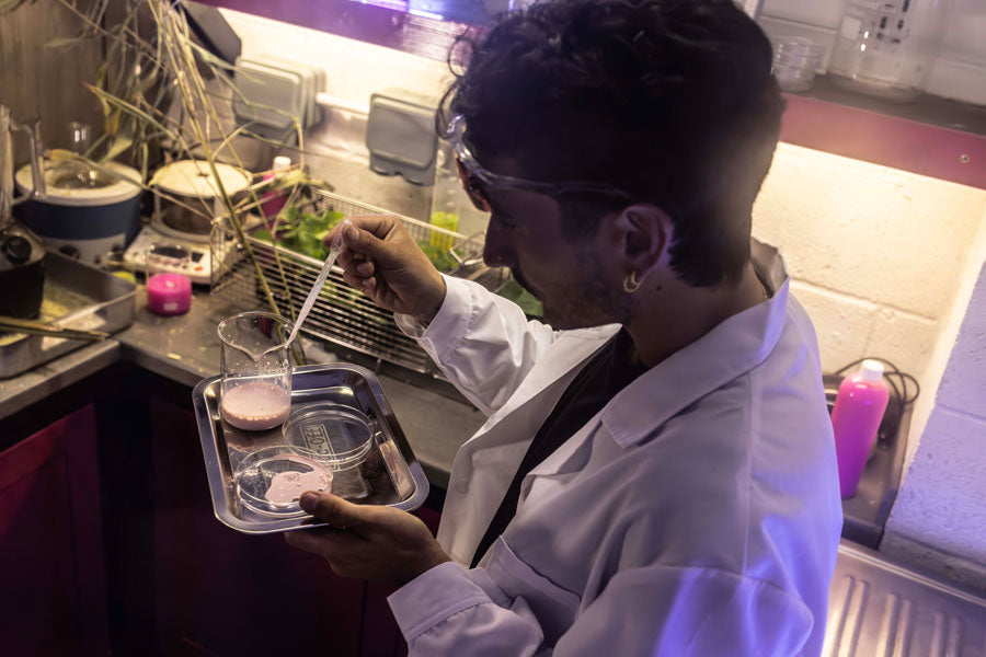 Muc-Off Road+Gravel Tubeless Tire Sealant - 1L - Tubeless Sealant - Road+Gravel Tubeless Tire Sealant