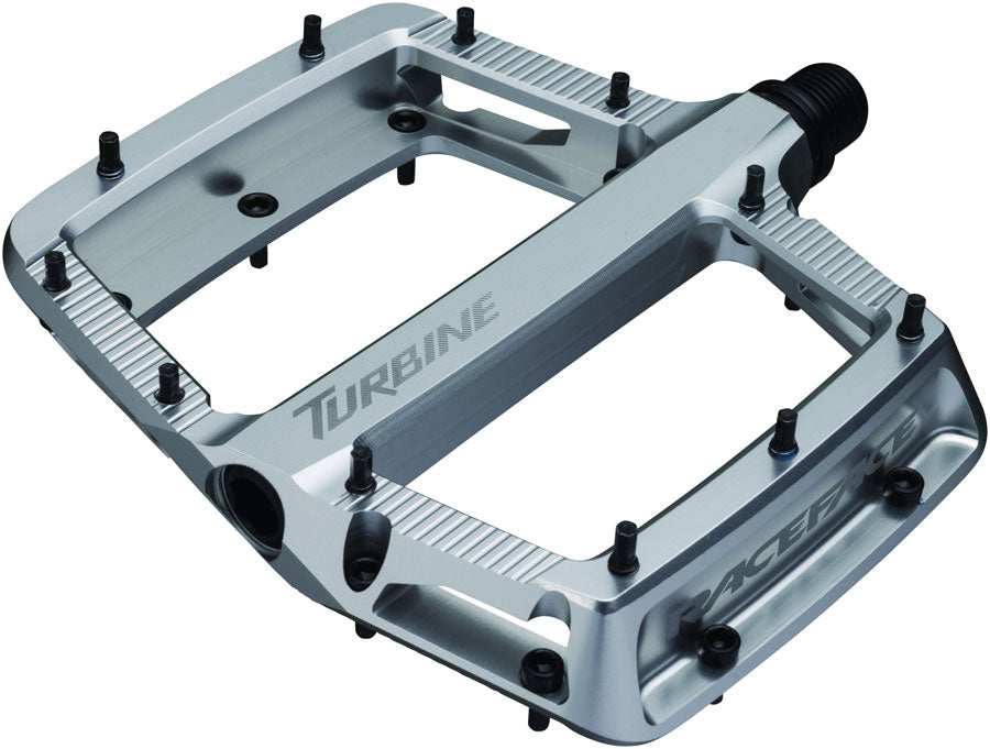 RaceFace Turbine Pedals - Platform, Aluminum, 9/16", Silver MPN: 941-00-004-02 UPC: 821973491714 Pedals Turbine Pedals