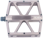 5DEV Flatline Pedals - Platform, Aluminum, 9/16", Gray MPN: P04-17 UPC: 850076919696 Pedals Flatline Pedals