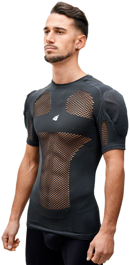 Bluegrass Seamless B and S D30 Body Armor - Black, Small/Medium MPN: 3PP033CE00M21 Torso Protection Seamless B&S D30 Body Armor