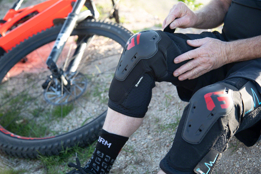 G-Form Youth Rugged 2 Extended Kniebeschermers kopen bij de G-Form Youth Rugged 2 Extended Kniebeschermers kopen bij de