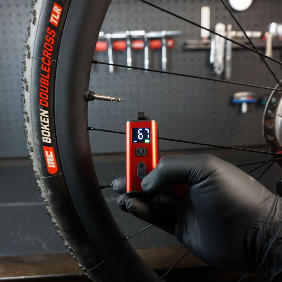 Prestacycle Prestaflator GO Lite Pocket Rechargeable Pump MPN: 77098 UPC: 689466770988 Frame Pump Prestaflator GO Lite Pocket Rechargeable Pump