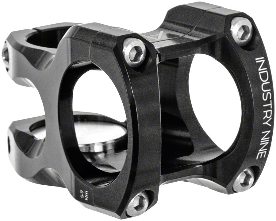 Industry Nine A35 Stem - 40mm, 35 Clamp, +/-8, 1 1/8", Aluminum, Black MPN: SA35BB40 UPC: 810098985369 Stems A-Series Stem