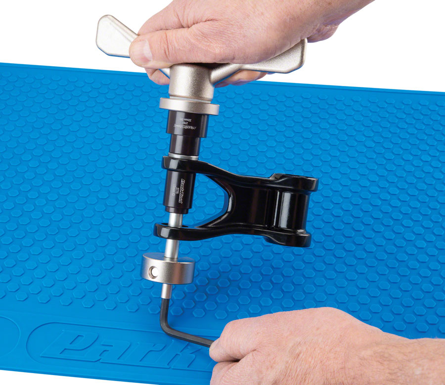 Park Tool SBK-1 Suspension Bearing Kit MPN: SBK-1 UPC: 763477006929 Bearing Tool SBK-1 Suspension Bearing Kit