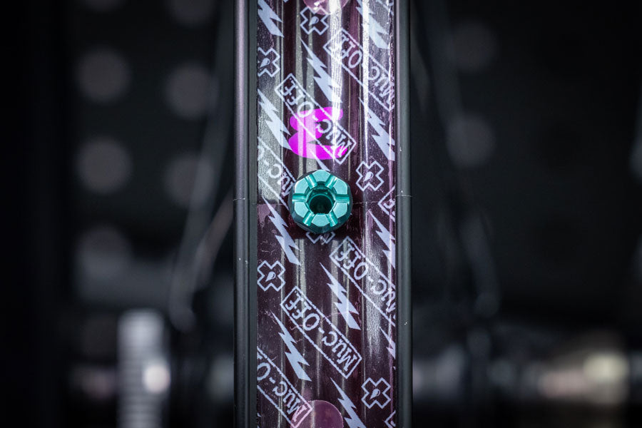 Muc-Off V2 Tubeless Valve Kit - Turquoise, 44mm, Pair - Tubeless Valves - V2 Tubeless Valve Kit