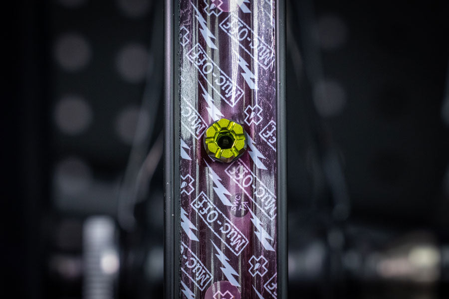 Muc-Off V2 Tubeless Valve Kit - Green, 44mm, Pair MPN: 20422 Tubeless Valves V2 Tubeless Valve Kit