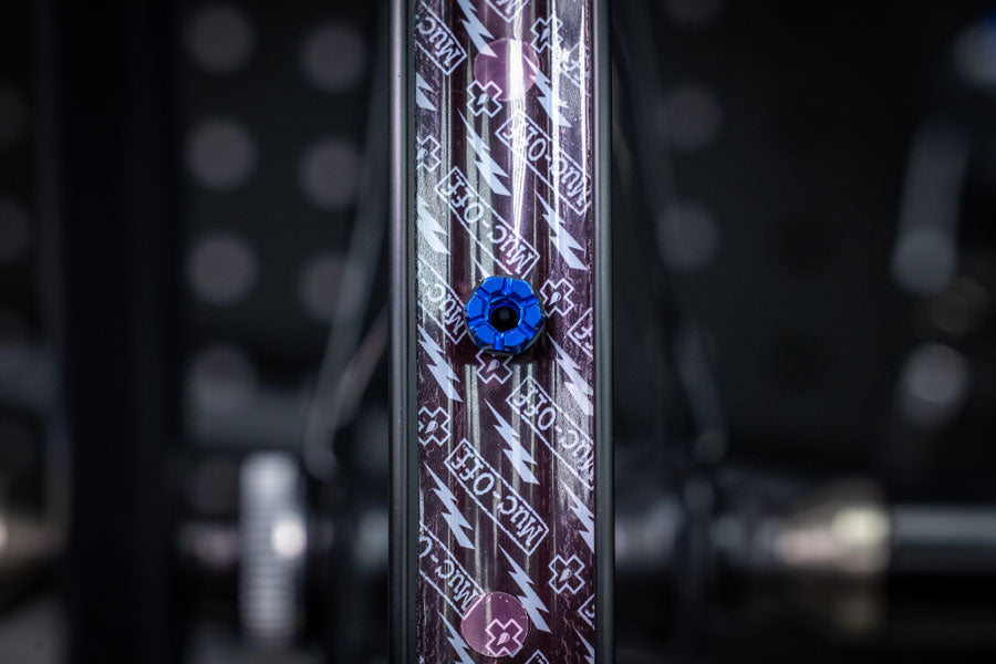 Muc-Off V2 Tubeless Valve Kit - Blue, 44mm, Pair MPN: 20425 Tubeless Valves V2 Tubeless Valve Kit