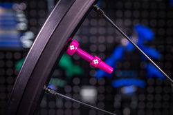 Muc-Off V2 Tubeless Valve Kit - Pink, 44mm, Pair - Tubeless Valves - V2 Tubeless Valve Kit