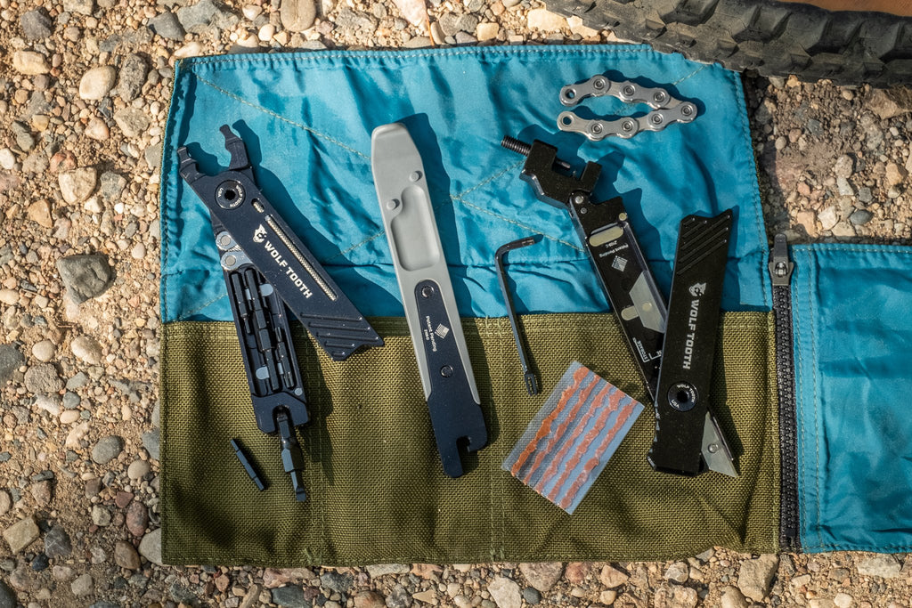 Wolf Tooth 8-Bit Kit One MPN: 8-BIT-KIT-ONE UPC: 810006805321 Bike Multi-Tool 8-Bit System