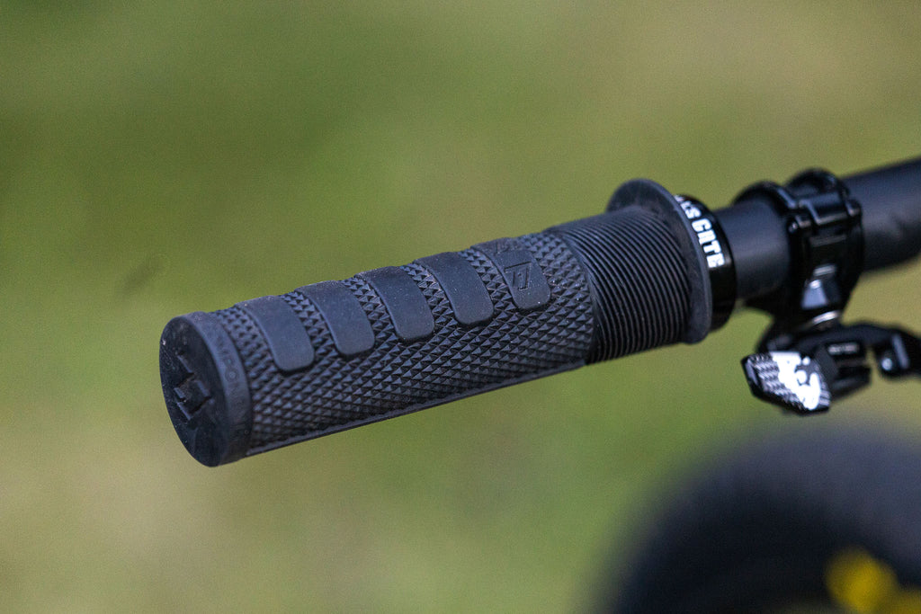 WEST BIKING Lock-On Bike Handlebar Grips - Ergonomic Pair For MTB & Folding Bicycles