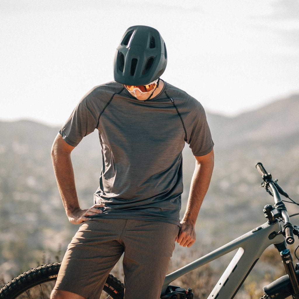 KETL Mtn Wayward Casual MTB Short Sleeve Jersey - Durable, Breathable, Zipper Pocket Men's Mountain Bike Shirt Grey Men's Jersey Wayward SS Jersey