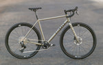 Stinner Refugio Select Complete, Sram Apex/GX T-Type  AXS, Trailhead Tan - Gravel Bike - Refugio