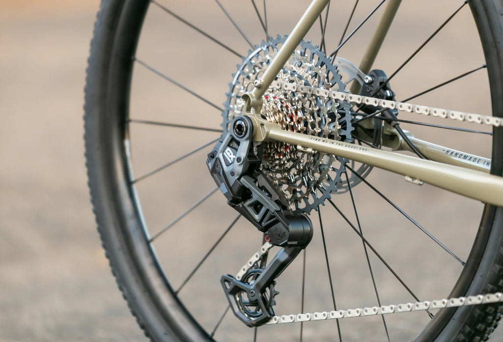 Stinner Refugio Select Complete, Sram Apex/GX T-Type  AXS, Trailhead Tan Gravel Bike Refugio