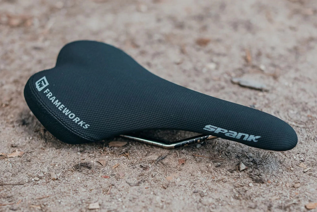 Spank X Frameworks DH Saddle - Titanium Alloy, Black MPN: 4C-SA-FW-01010-AM Saddles Frameworks DH Saddle
