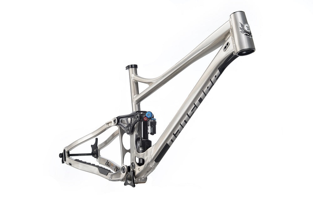 crossbike titan Banshee Titan V3.2 Frameset, Tint Raw With Charcoal Decals, FOX Float